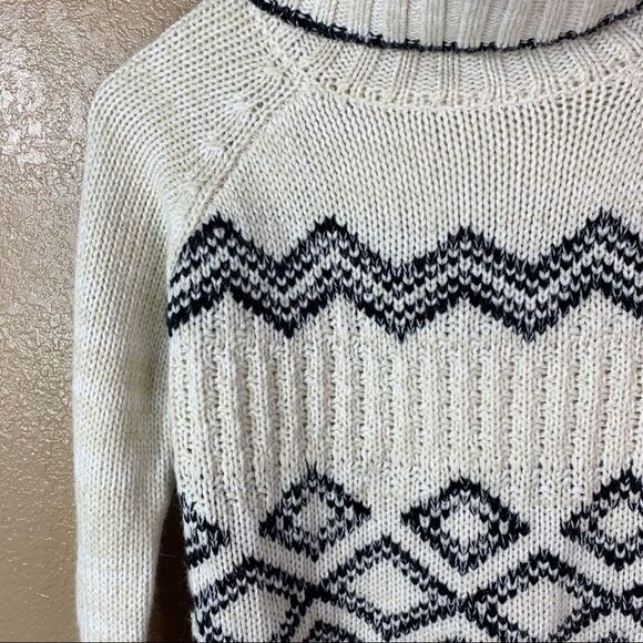 Copper Key girls turtle neck sweater - Picture 4 of 6